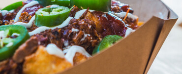 barbecue from a food truck 2024 12 07 02 08 37 utc